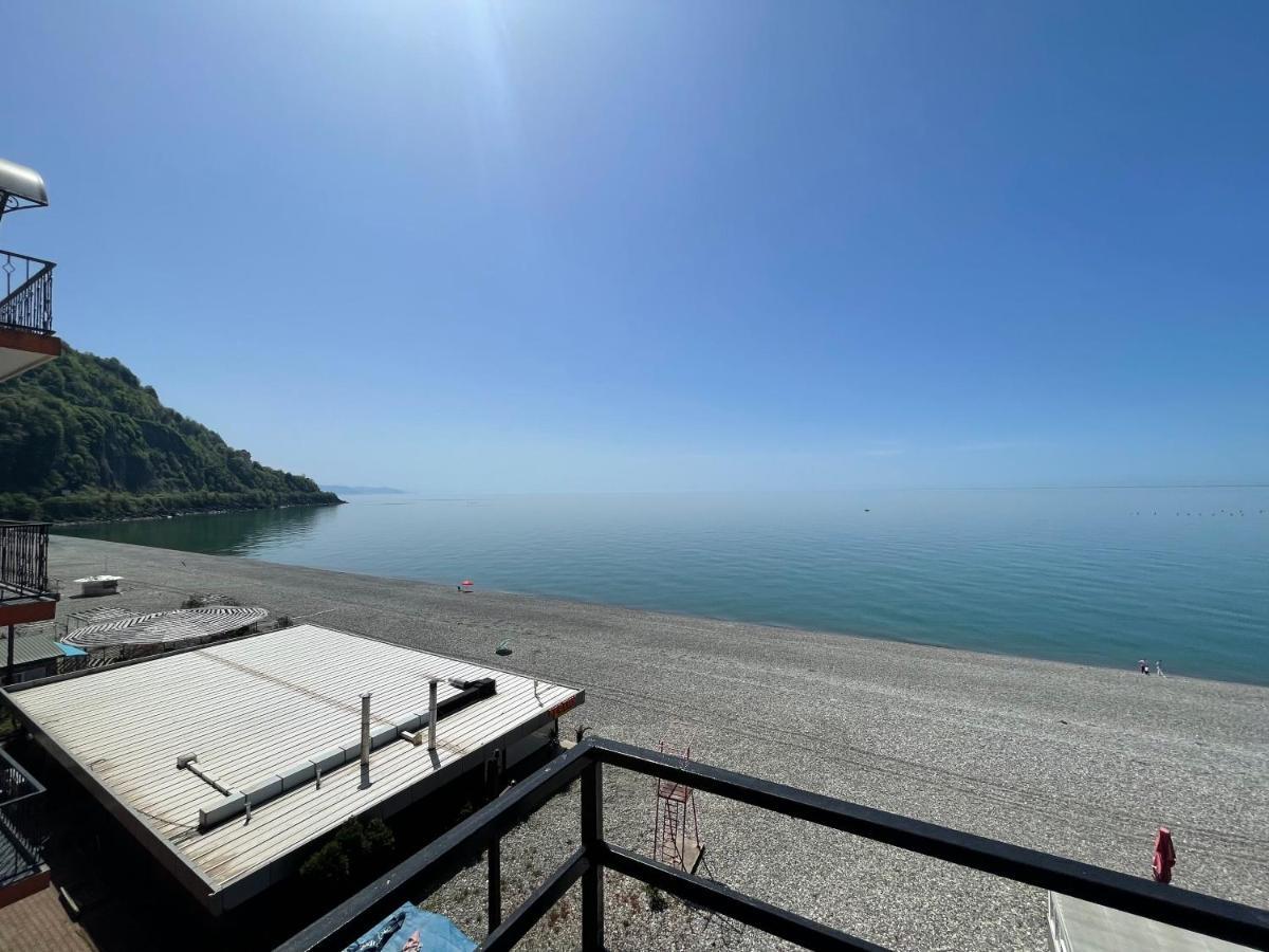 Hotel Lazuri In Kvariati Exterior foto